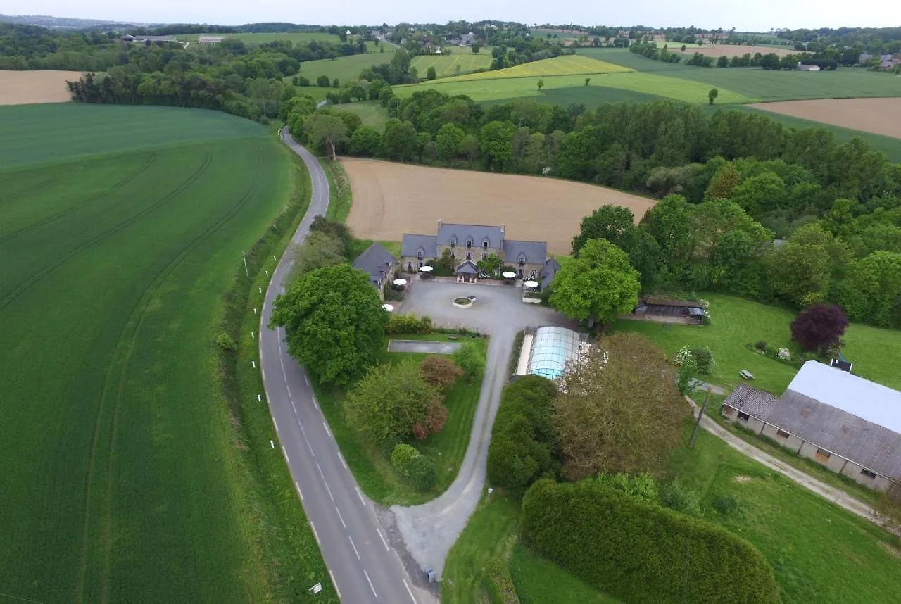 Gite Poire - Les Gites De La Lohuas Les Champs-Geraux Holiday home